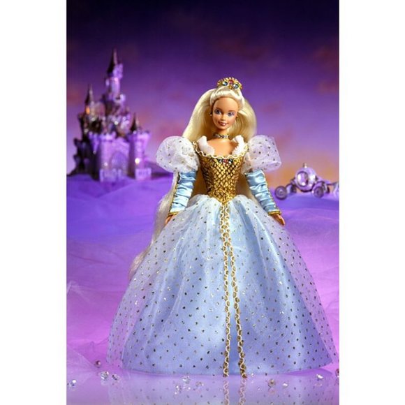 Barbie as Cinderella - Picture 2 of 3